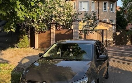 Volkswagen Polo VI (EU Market), 2011 год, 1 080 000 рублей, 2 фотография