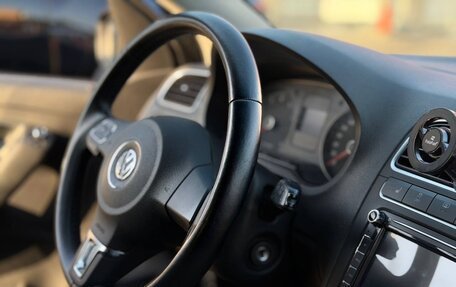 Volkswagen Polo VI (EU Market), 2011 год, 1 080 000 рублей, 13 фотография
