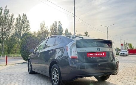 Toyota Prius, 2014 год, 1 300 000 рублей, 8 фотография