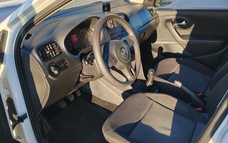 Volkswagen Polo VI (EU Market), 2010 год, 550 000 рублей, 9 фотография
