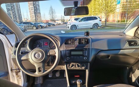 Volkswagen Polo VI (EU Market), 2010 год, 550 000 рублей, 14 фотография