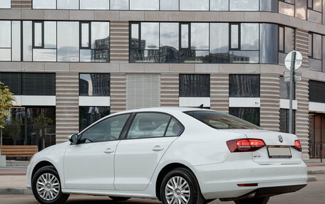 Volkswagen Jetta VI, 2018 год, 1 600 000 рублей, 5 фотография