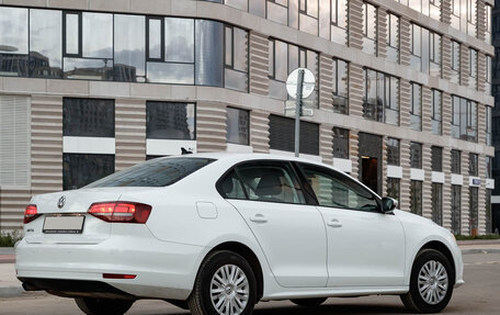 Volkswagen Jetta VI, 2018 год, 1 600 000 рублей, 4 фотография