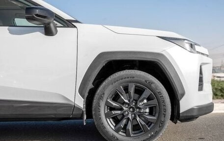 Toyota RAV4, 2026 год, 4 210 000 рублей, 6 фотография