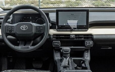 Toyota RAV4, 2026 год, 4 210 000 рублей, 16 фотография