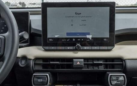 Toyota RAV4, 2026 год, 4 210 000 рублей, 17 фотография