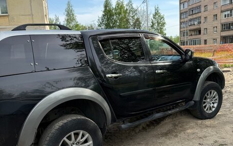 Mitsubishi L200 IV рестайлинг, 2012 год, 1 800 000 рублей, 4 фотография