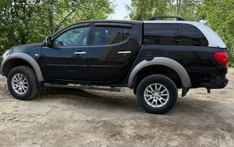 Mitsubishi L200 IV рестайлинг, 2012 год, 1 800 000 рублей, 2 фотография