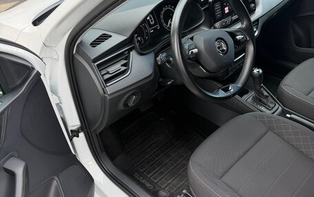 Skoda Rapid II, 2021 год, 1 800 000 рублей, 8 фотография