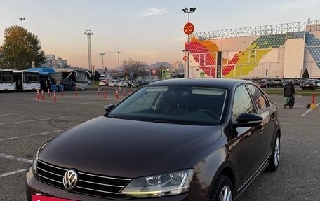 Volkswagen Jetta VI, 2017 год, 1 650 000 рублей, 3 фотография
