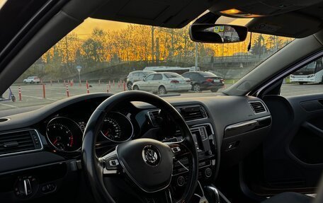 Volkswagen Jetta VI, 2017 год, 1 650 000 рублей, 15 фотография