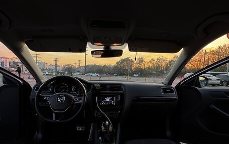 Volkswagen Jetta VI, 2017 год, 1 650 000 рублей, 16 фотография
