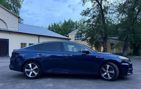 KIA Optima IV, 2018 год, 1 950 000 рублей, 3 фотография