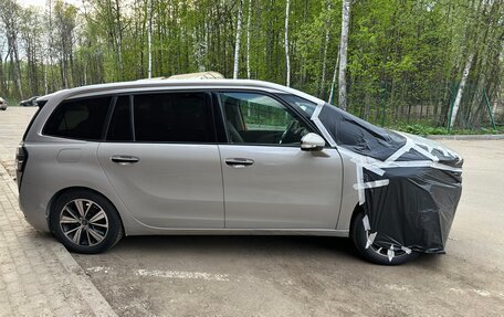 Citroen C4 Picasso II рестайлинг, 2017 год, 850 000 рублей, 12 фотография
