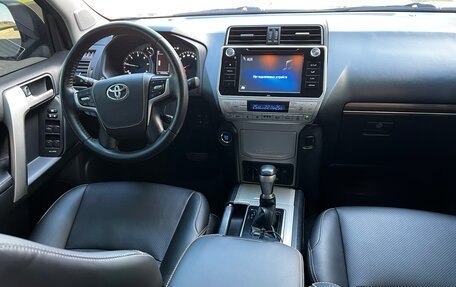 Toyota Land Cruiser Prado 150 рестайлинг 2, 2017 год, 3 990 000 рублей, 4 фотография