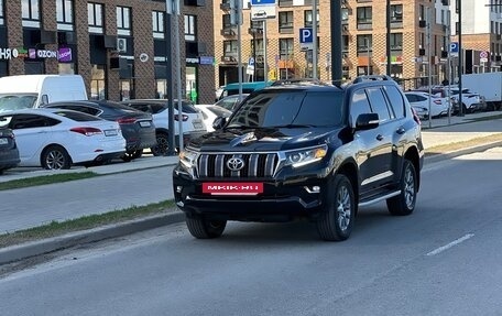 Toyota Land Cruiser Prado 150 рестайлинг 2, 2017 год, 3 990 000 рублей, 5 фотография