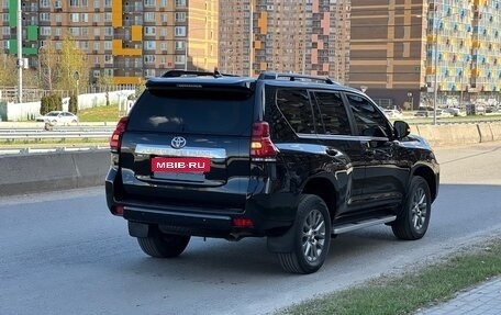 Toyota Land Cruiser Prado 150 рестайлинг 2, 2017 год, 3 990 000 рублей, 6 фотография