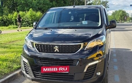 Peugeot Traveller I, 2021 год, 3 999 000 рублей, 2 фотография