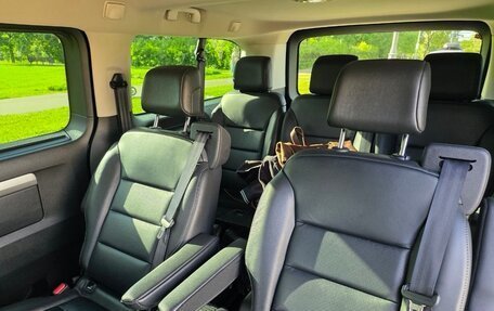 Peugeot Traveller I, 2021 год, 3 999 000 рублей, 6 фотография
