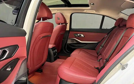 BMW 3 серия, 2023 год, 3 200 000 рублей, 16 фотография