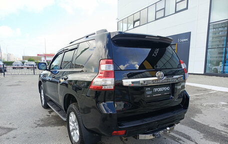 Toyota Land Cruiser Prado 150 рестайлинг 2, 2015 год, 3 880 000 рублей, 11 фотография