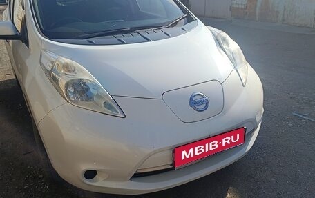 Nissan Leaf I, 2013 год, 400 000 рублей, 1 фотография