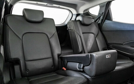 Hyundai Santa Fe III рестайлинг, 2018 год, 1 999 000 рублей, 26 фотография