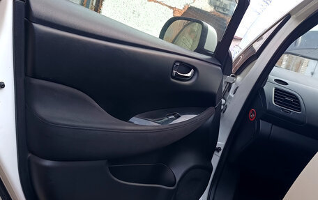 Nissan Leaf I, 2013 год, 400 000 рублей, 6 фотография