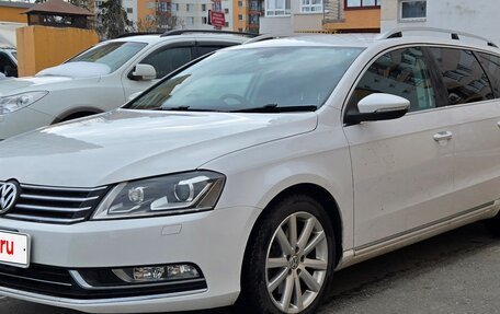 Volkswagen Passat B7, 2011 год, 990 000 рублей, 3 фотография