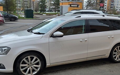 Volkswagen Passat B7, 2011 год, 990 000 рублей, 4 фотография