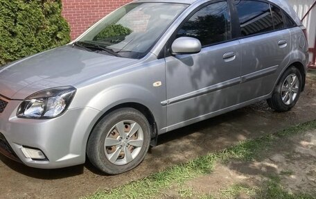 KIA Rio II, 2011 год, 600 000 рублей, 2 фотография