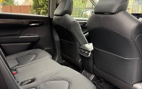 Toyota Highlander, 2026 год, 5 050 000 рублей, 14 фотография