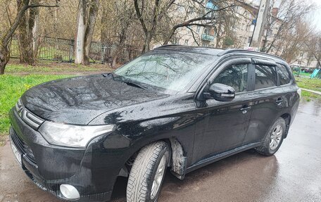 Mitsubishi Outlander III рестайлинг 3, 2012 год, 1 200 000 рублей, 2 фотография