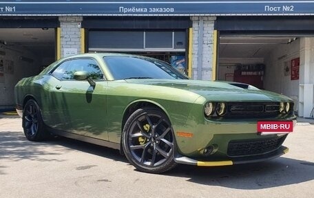 Dodge Challenger III рестайлинг 2, 2019 год, 4 750 000 рублей, 3 фотография