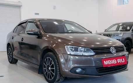 Volkswagen Jetta VI, 2014 год, 950 000 рублей, 3 фотография