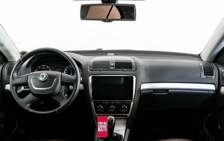 Skoda Octavia, 2010 год, 649 000 рублей, 10 фотография
