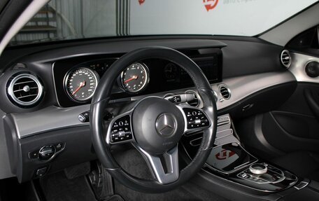 Mercedes-Benz E-Класс, 2019 год, 3 199 000 рублей, 7 фотография