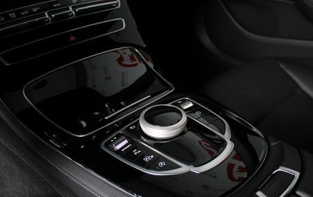 Mercedes-Benz E-Класс, 2019 год, 3 199 000 рублей, 11 фотография