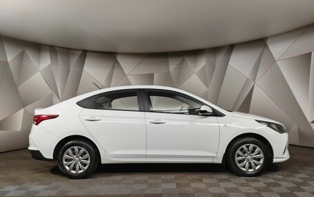 Hyundai Solaris II рестайлинг, 2021 год, 1 590 000 рублей, 6 фотография