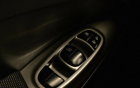 Nissan Juke II, 2012 год, 1 049 000 рублей, 13 фотография
