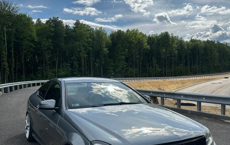 Mercedes-Benz C-Класс, 2013 год, 1 790 000 рублей, 1 фотография