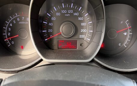 KIA Rio III рестайлинг, 2012 год, 700 000 рублей, 3 фотография