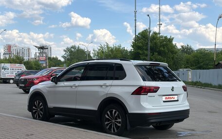 Volkswagen Tiguan II, 2019 год, 2 150 000 рублей, 5 фотография