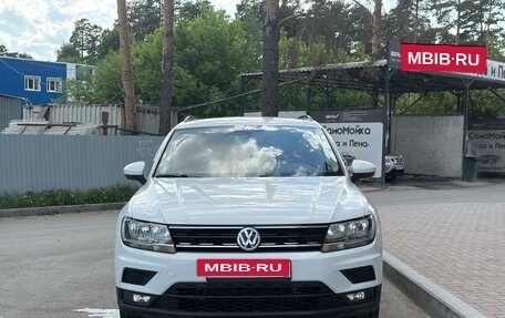 Volkswagen Tiguan II, 2019 год, 2 150 000 рублей, 2 фотография