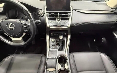 Lexus NX I, 2021 год, 2 510 000 рублей, 10 фотография