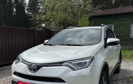 Toyota RAV4, 2019 год, 2 700 000 рублей, 1 фотография
