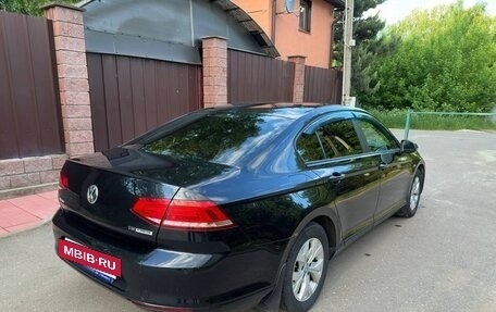 Volkswagen Passat B8 рестайлинг, 2015 год, 1 290 000 рублей, 3 фотография