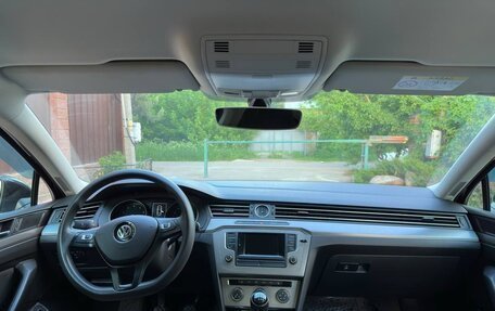 Volkswagen Passat B8 рестайлинг, 2015 год, 1 290 000 рублей, 7 фотография