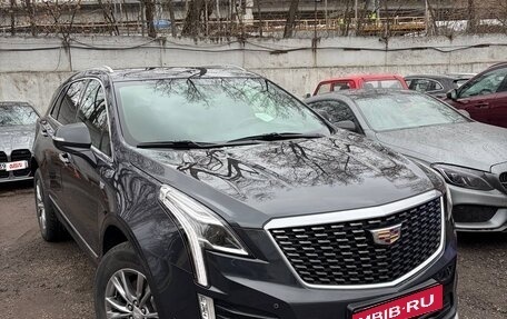 Cadillac XT5 I рестайлинг, 2021 год, 4 000 000 рублей, 1 фотография