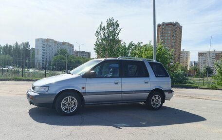Mitsubishi Space Wagon III, 1992 год, 250 000 рублей, 6 фотография